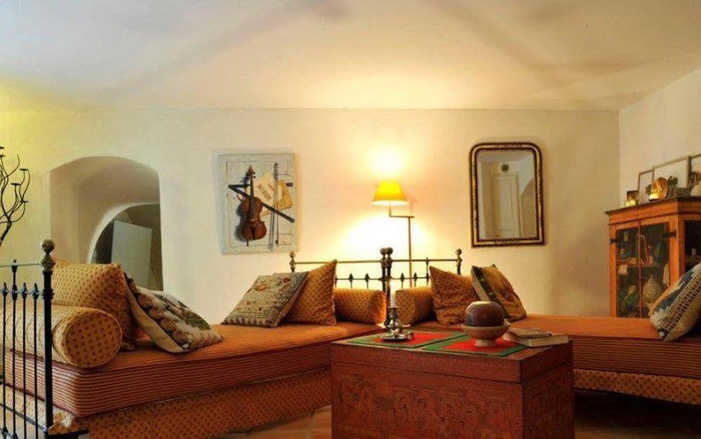 Une Campagne En Provence Bras Ngoại thất bức ảnh